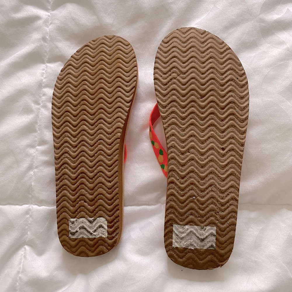 Panama Jack Orange Pineapple Flip Flops - Size S (6/7) - worn once! - Picture 3 of 4